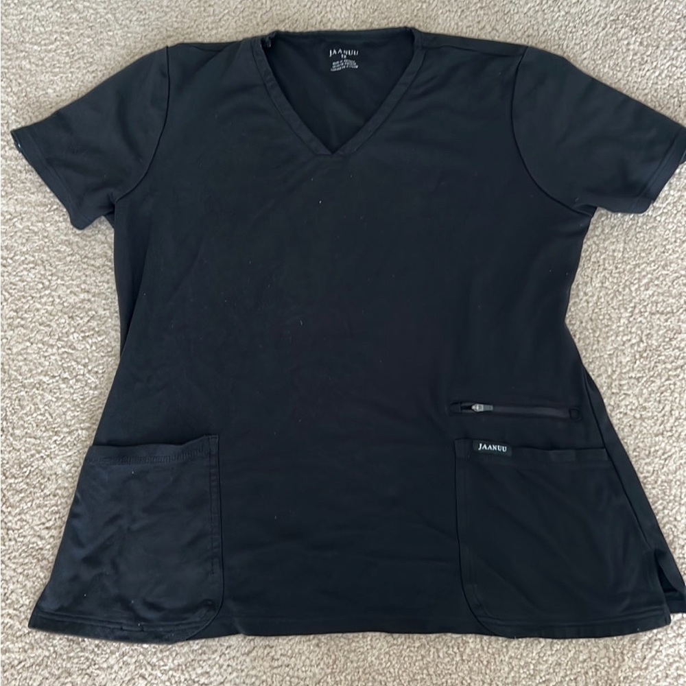 Jaanuu Scrub Top